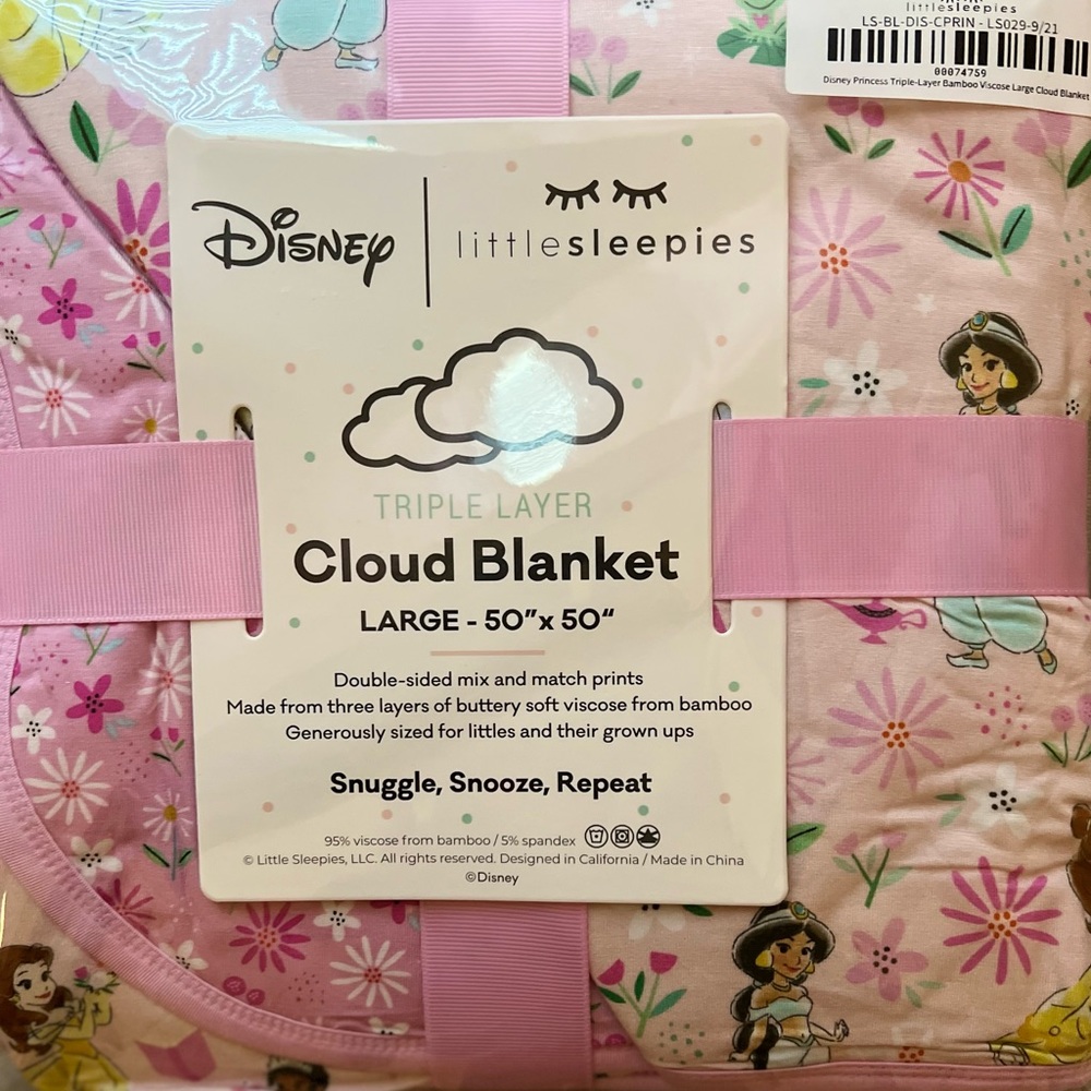 Little Sleepies Disney princess cloud blanket